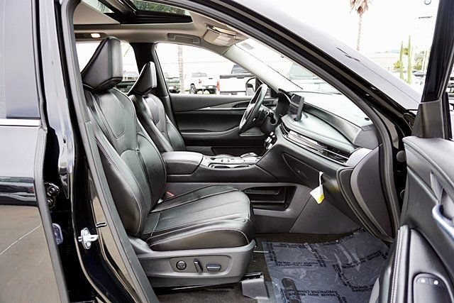 Used 2024 INFINITI QX60 Luxe FWD image 17