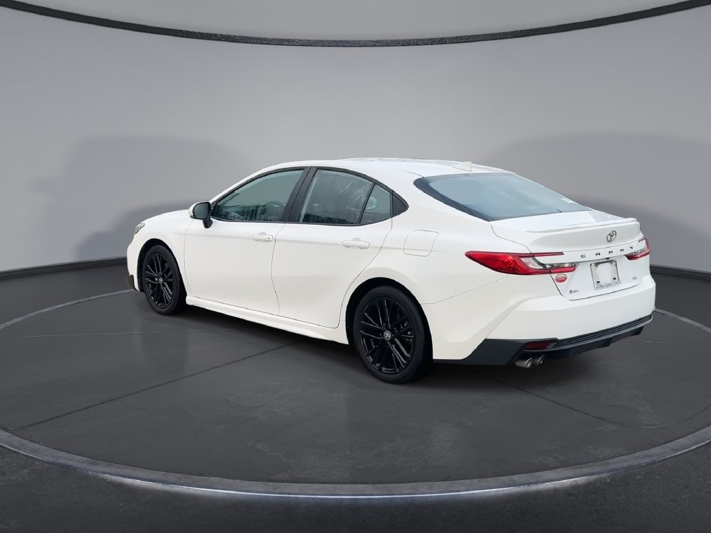 Used 2025 Toyota Camry SE w/ Multimedia Upgrade Package FWD image 8