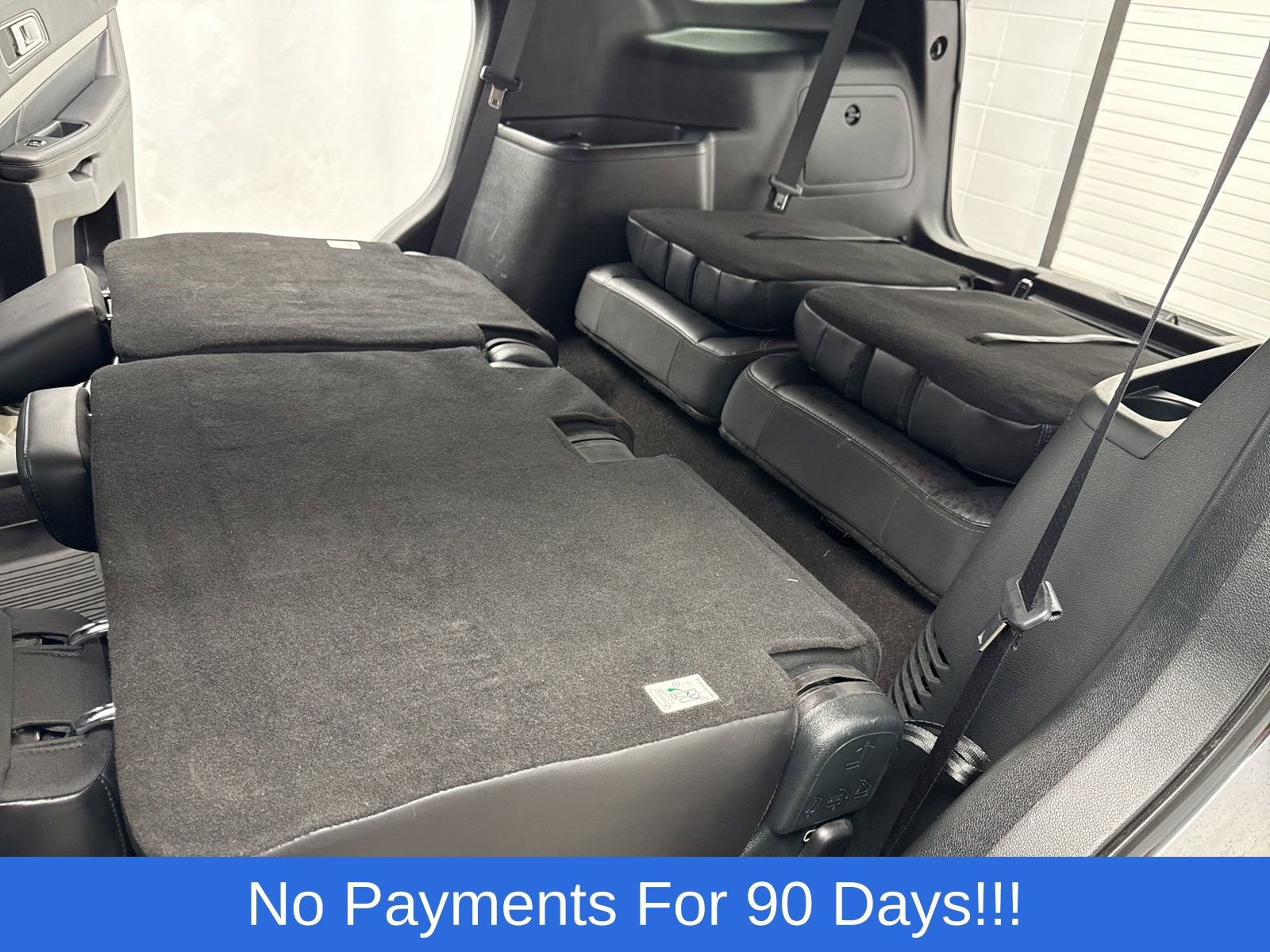Used 2019 Ford Explorer XLT w/ Equipment Group 202A AWD/4WD image 36