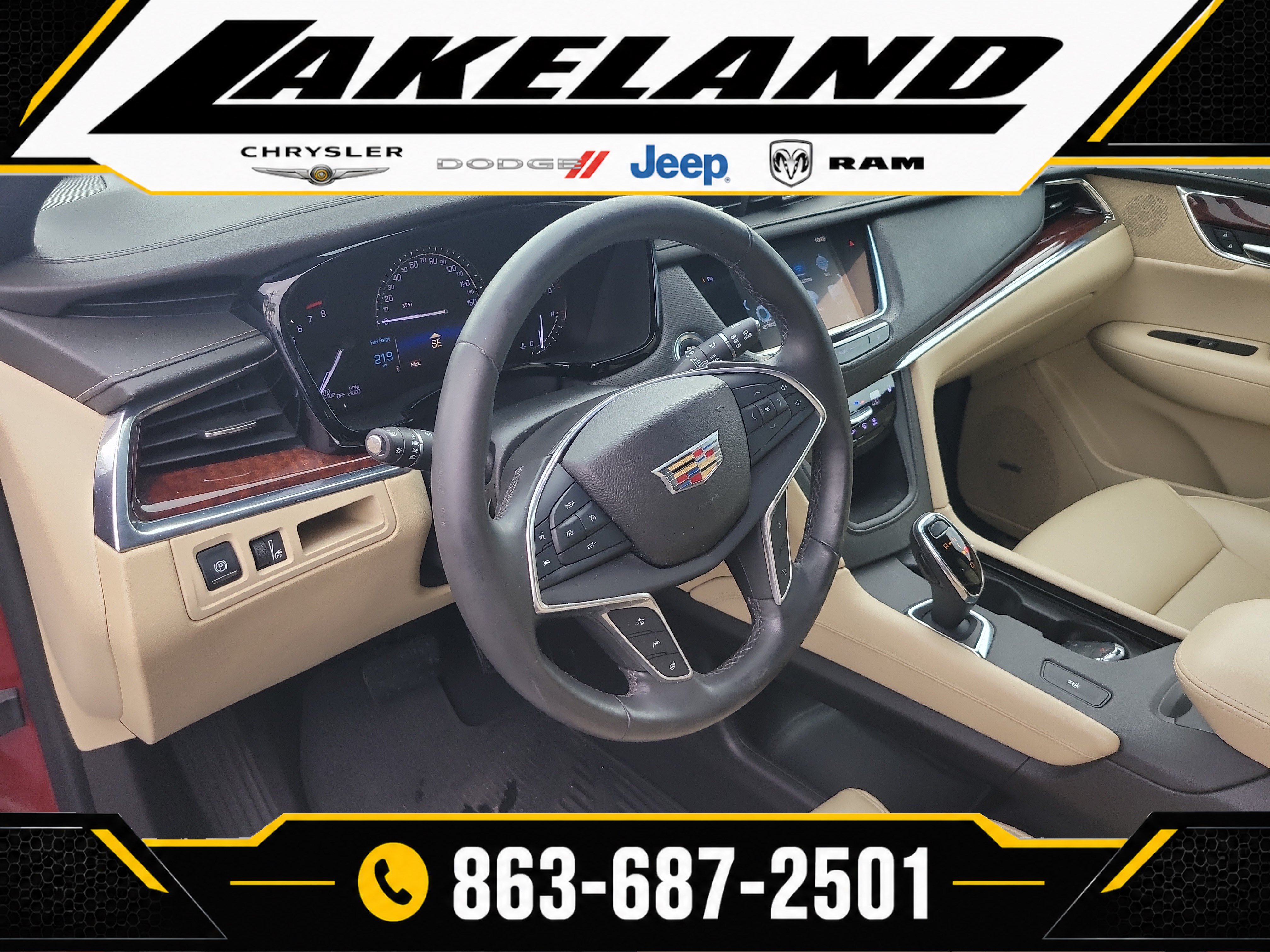 Used 2017 Cadillac XT5 Luxury w/ Driver Awareness Package FWD image 19