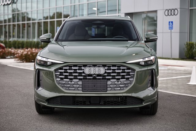 New 2025 Audi Q5 Prestige image 13