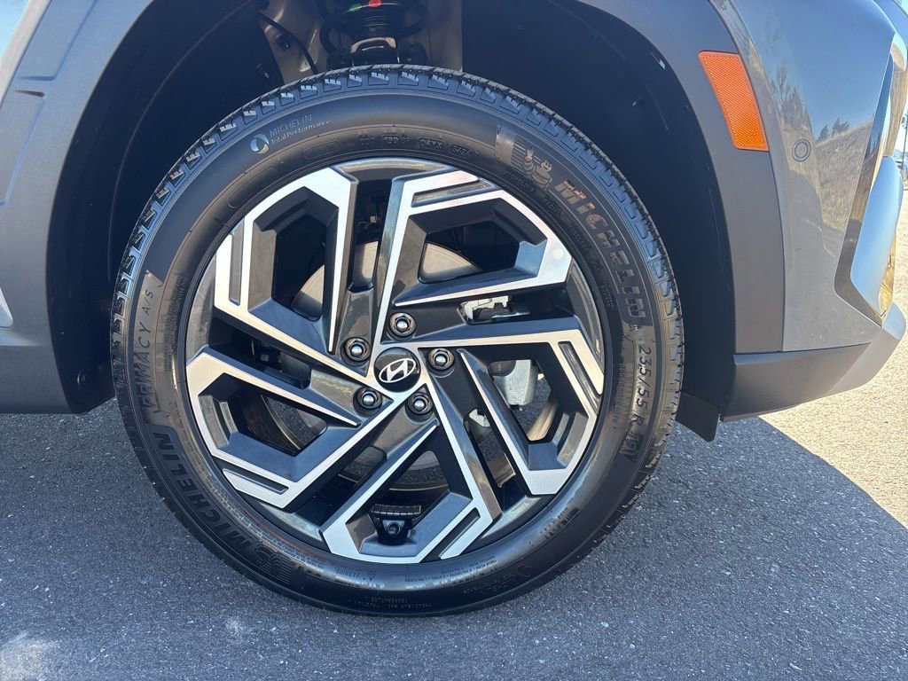 Certified 2025 Hyundai Tucson Limited image 32