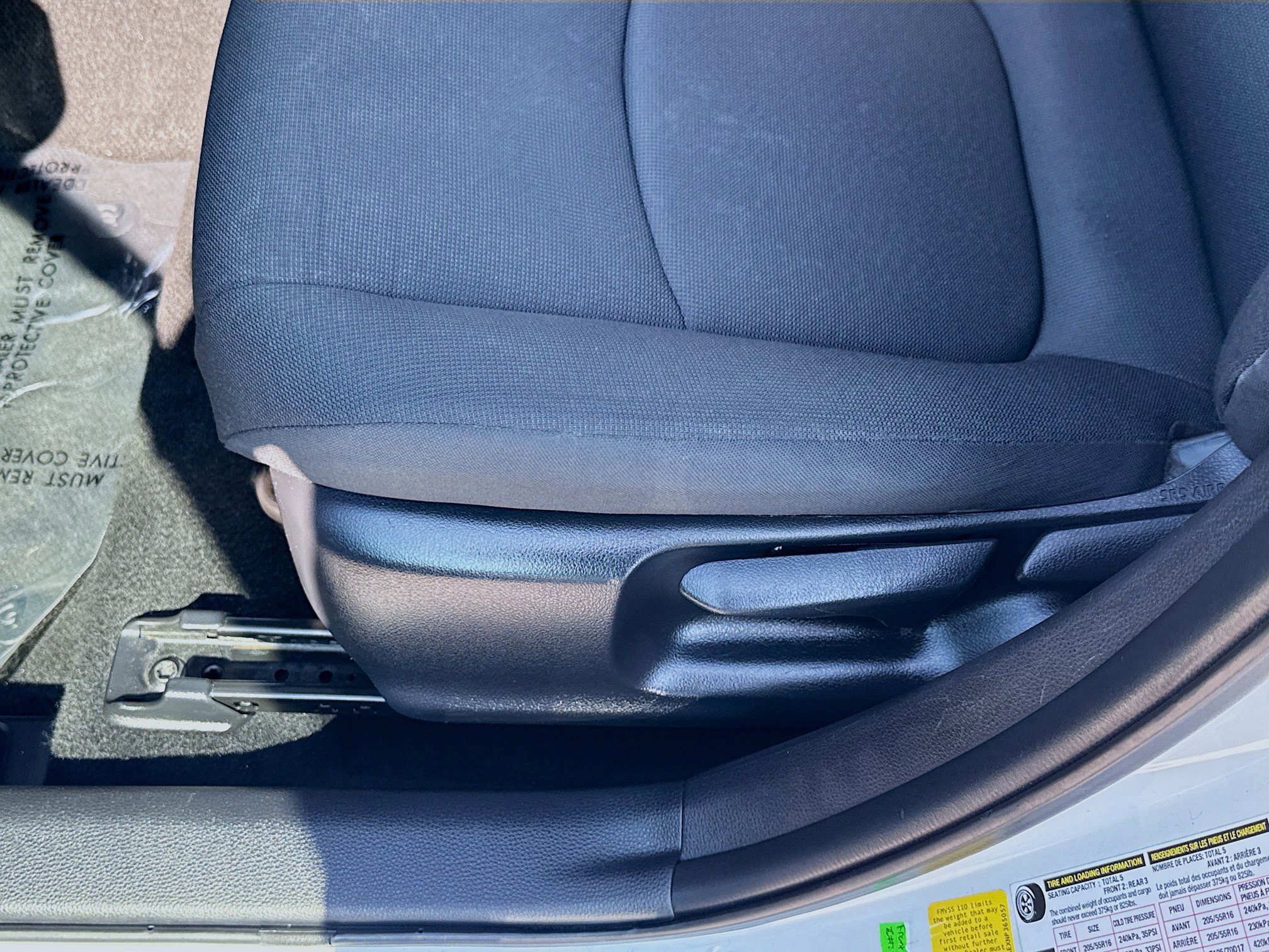 Used 2022 Toyota Corolla LE FWD image 15