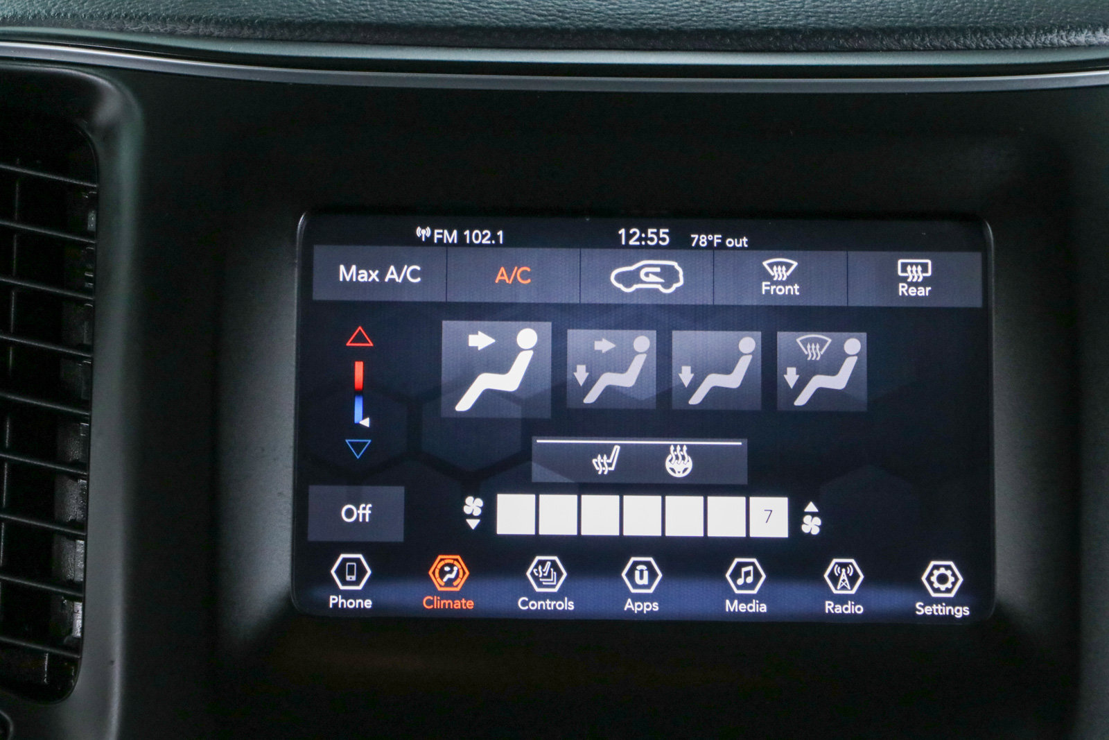 Used 2021 Jeep Cherokee Latitude Lux AWD/4WD image 19