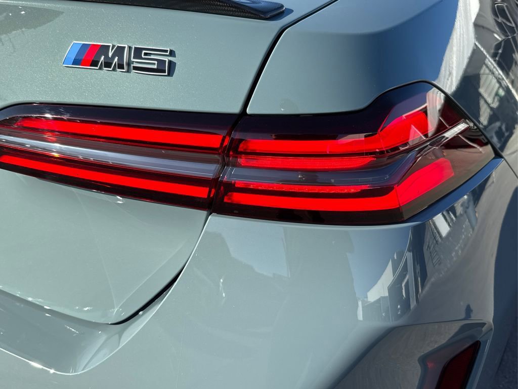 New 2026 BMW M5 w/ Carbon Package AWD/4WD image 17
