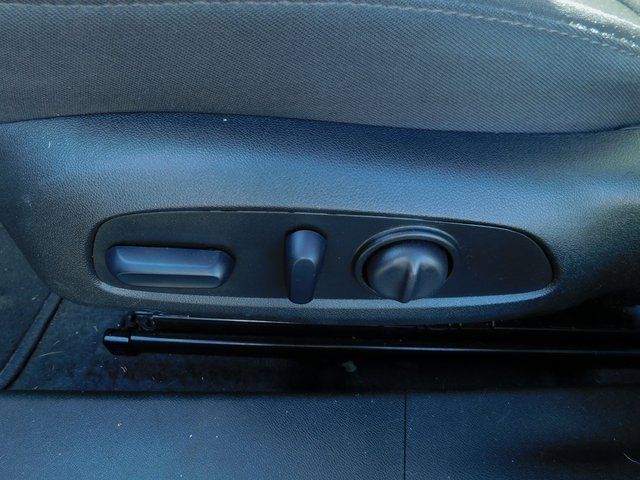 Used 2025 Chevrolet Malibu LT image 23