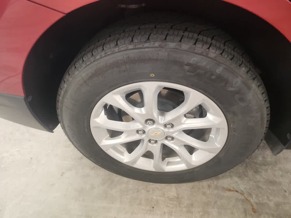 Used 2019 Chevrolet Equinox LT FWD image 17