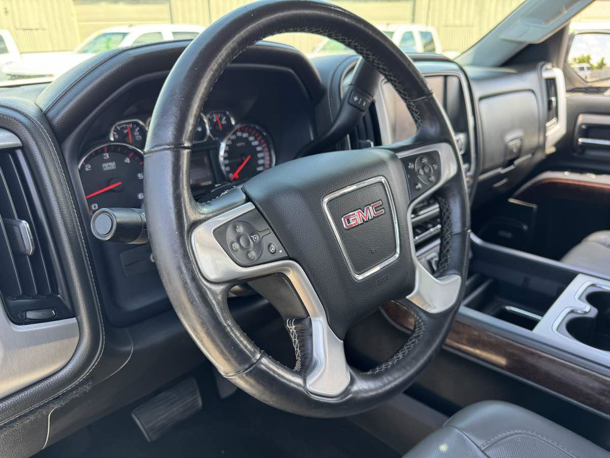 Used 2015 GMC Sierra 1500 SLT w/ SLT Crew Cab Value Package AWD/4WD image 24