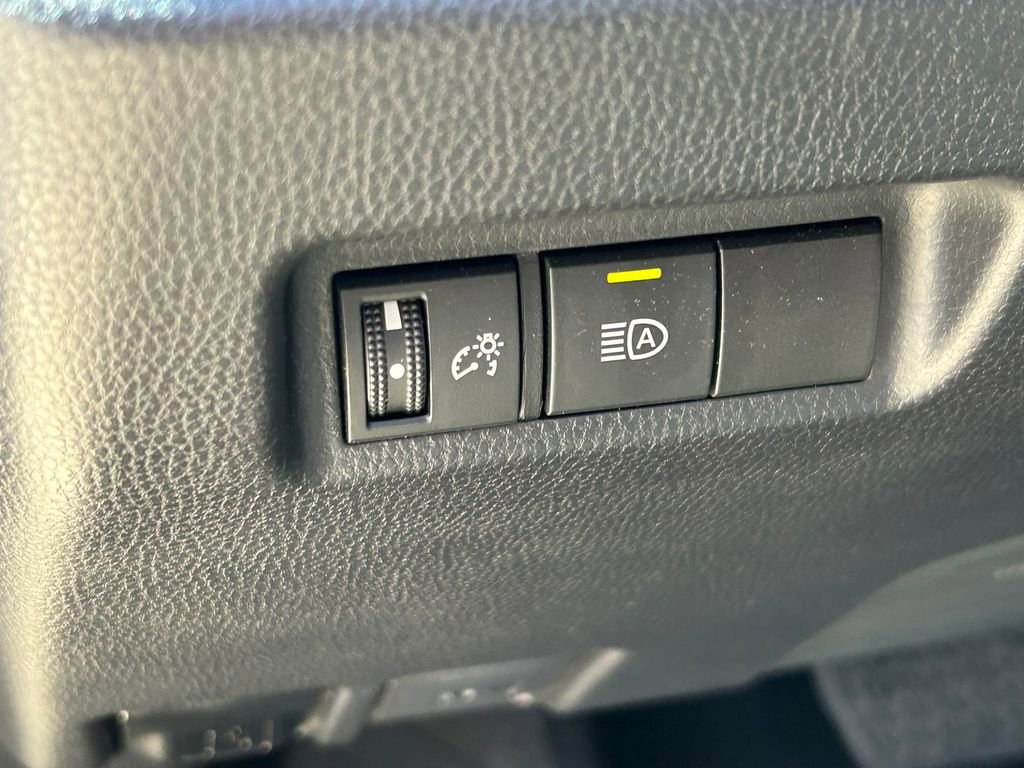 Certified 2025 Toyota RAV4 LE FWD image 23