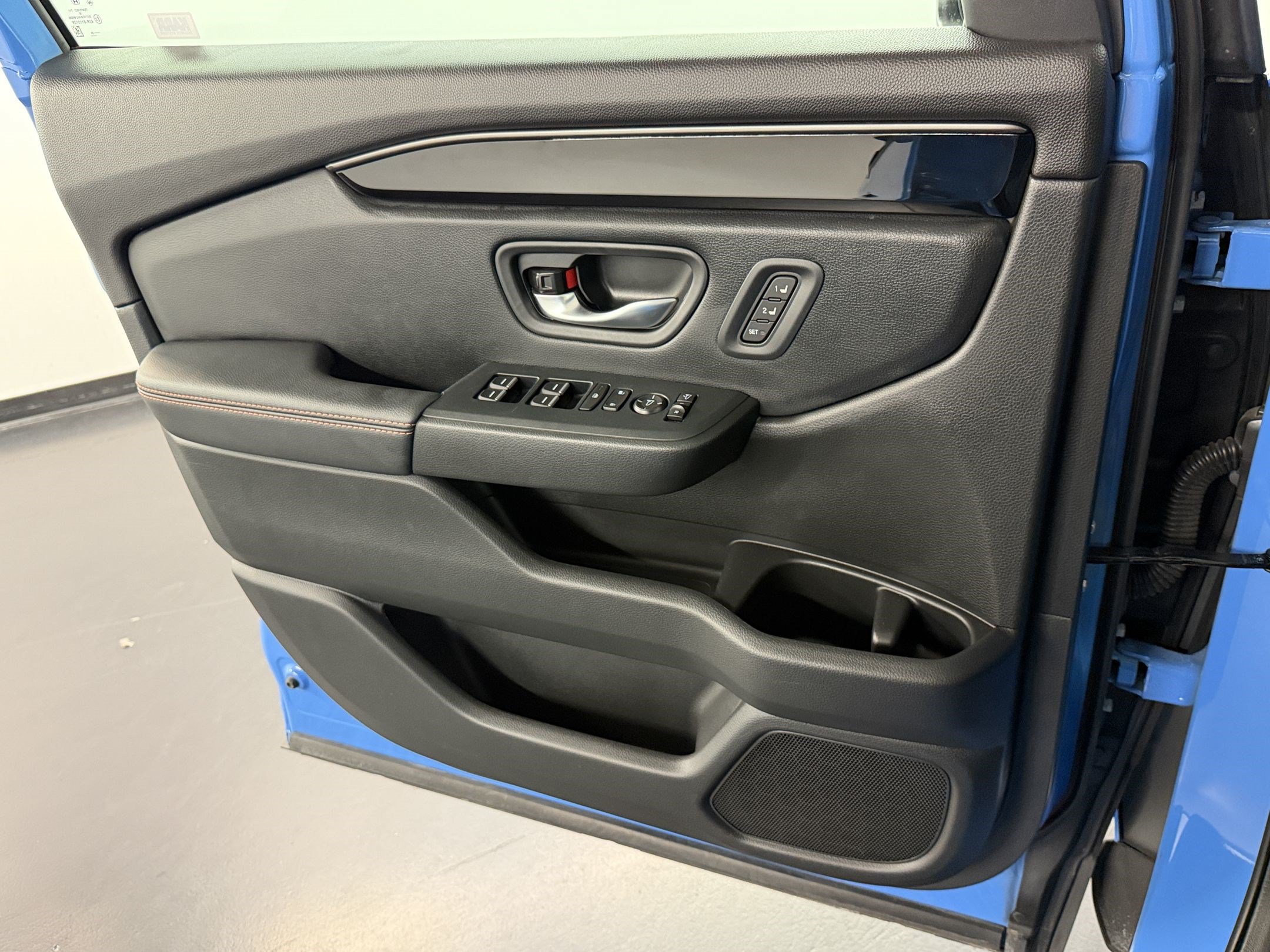 Certified 2024 Honda Pilot TrailSport image 14
