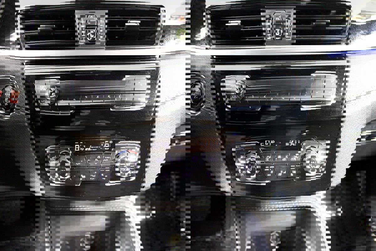 Used 2020 BMW X2 sDrive28i image 18