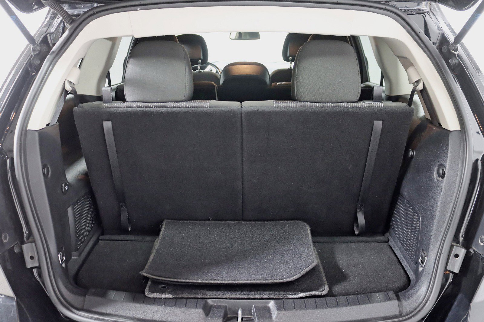 Used 2020 Dodge Journey SE w/ SE Popular Equipment Group image 33