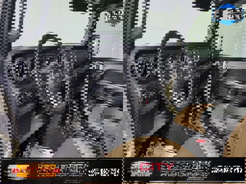 Used 2022 Jeep Wrangler Unlimited Sahara w/ LED Lighting Group image 11