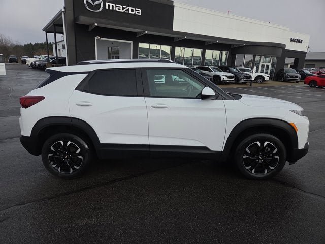 Used 2023 Chevrolet TrailBlazer LT w/ Convenience Package AWD/4WD image 6