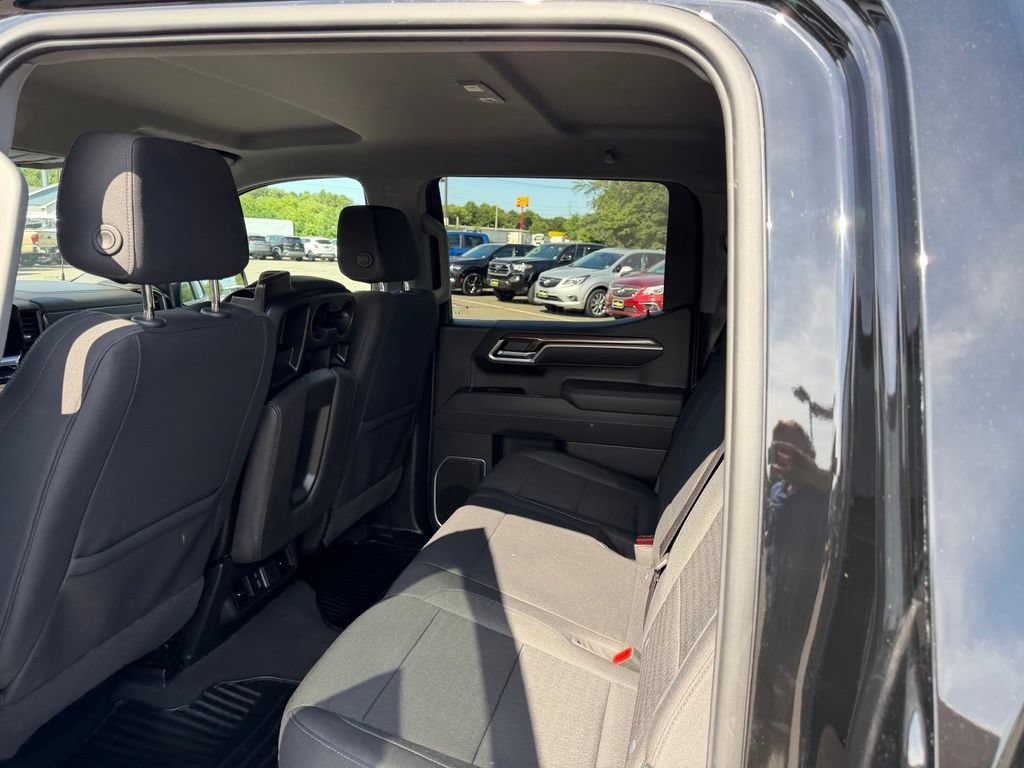 Certified 2026 Chevrolet Silverado 1500 RST AWD/4WD image 10