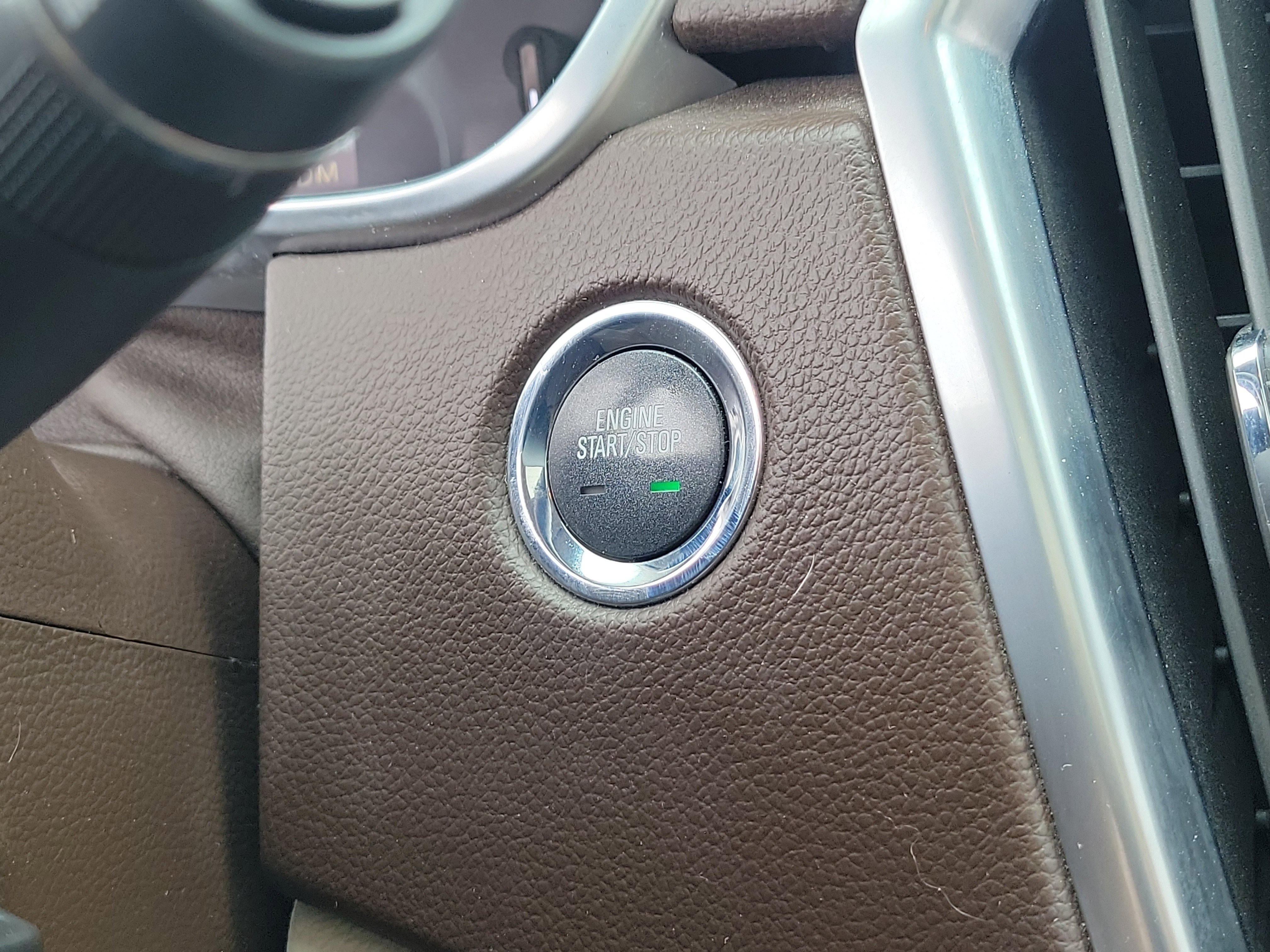 Used 2015 Cadillac SRX Performance w/ Driver Awareness Package FWD image 30