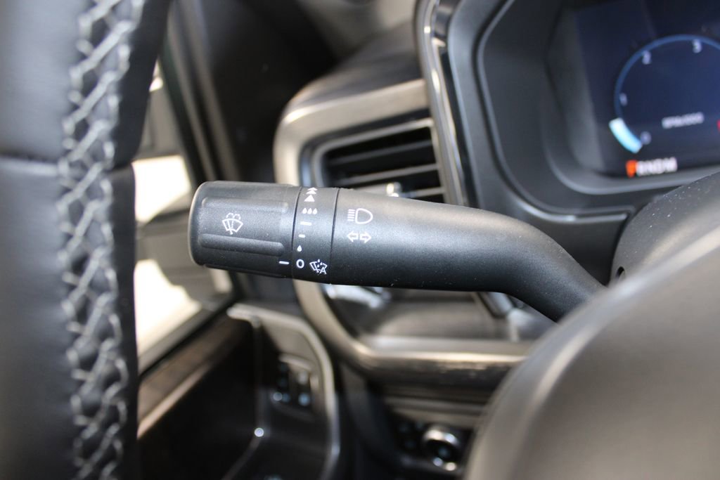 New 2025 Ford F250 Lariat w/ Lariat Ultimate Package image 40