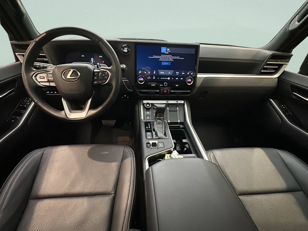 Used 2024 Lexus GX 550 w/ Cold Area Package AWD/4WD image 20