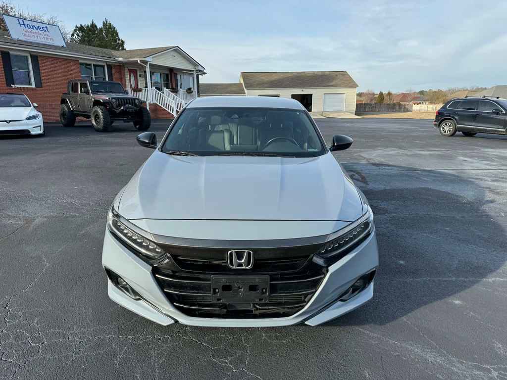 Used 2021 Honda Accord Sport image 8