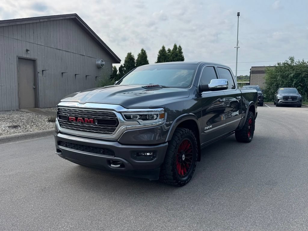 Used 2019 RAM 1500 Limited AWD/4WD image 2
