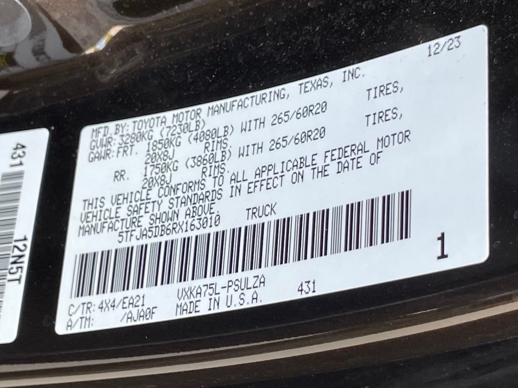 Used 2024 Toyota Tundra Limited AWD/4WD image 33