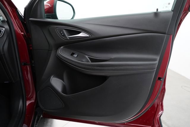 Used 2023 Buick Encore GX Preferred w/ Cold Weather Comfort Package image 53