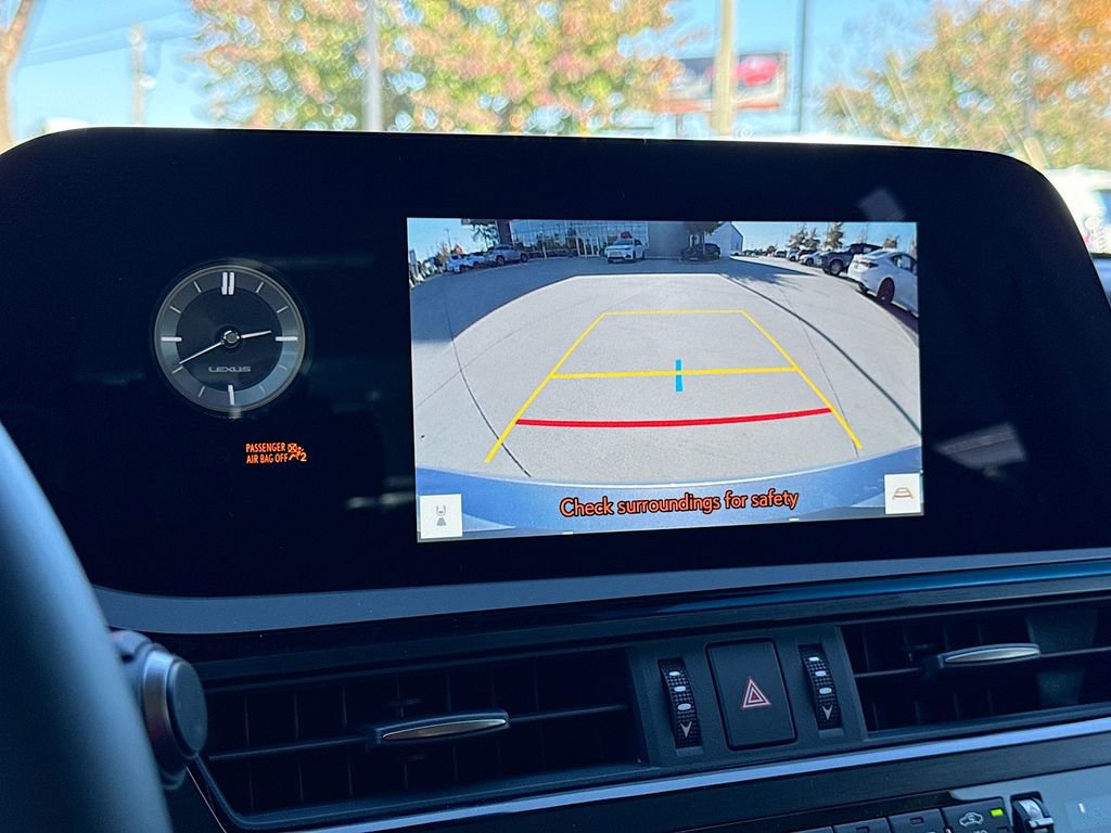 New 2025 Lexus ES 350 image 32