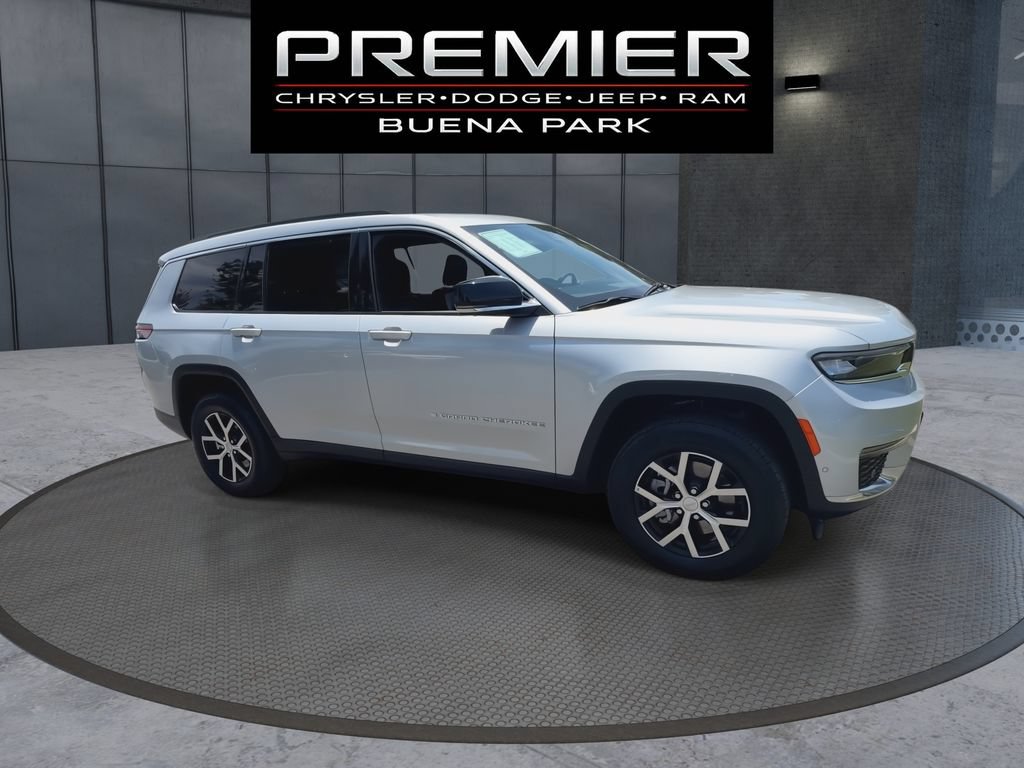 Used 2024 Jeep Grand Cherokee L Limited w/ Luxury Tech Group II AWD/4WD image 9