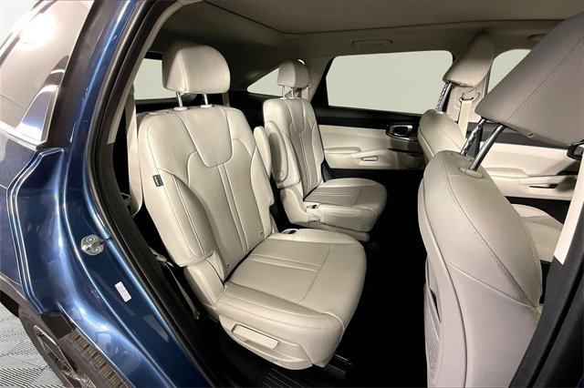New 2025 Kia Sorento EX image 11