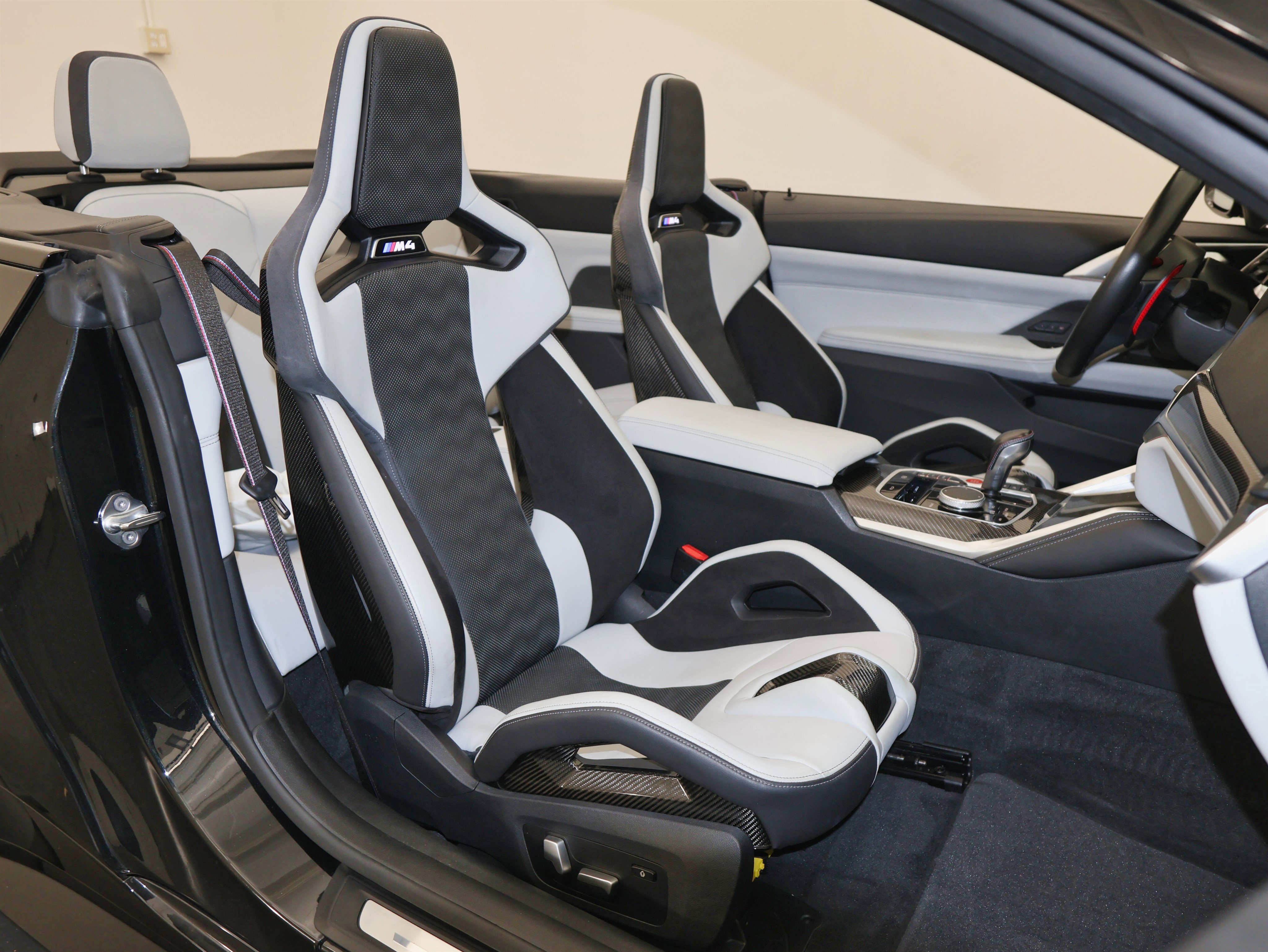 Used 2022 BMW M4 xDrive Competition image 43