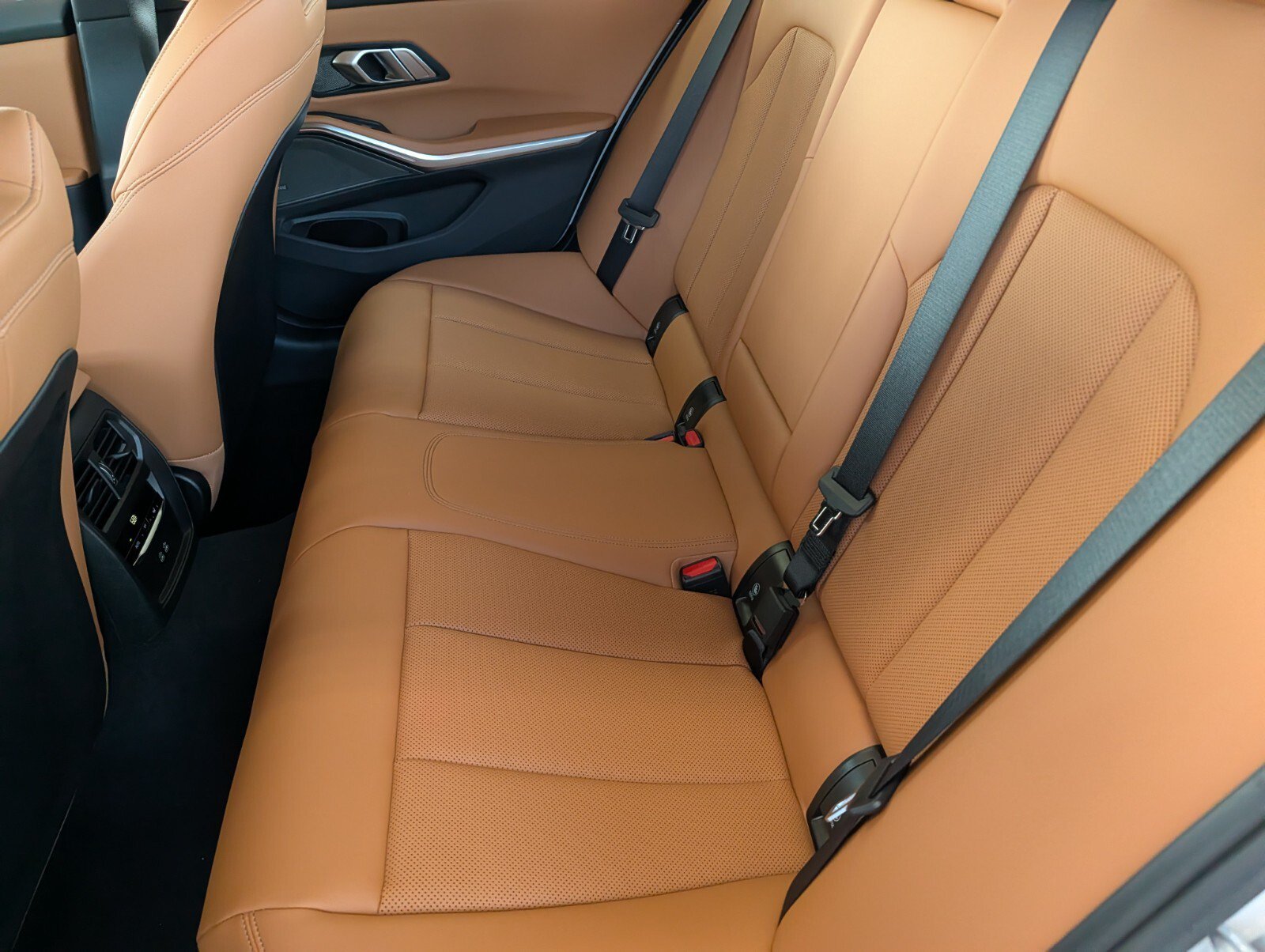 New 2026 BMW M340i xDrive w/ Premium Package AWD/4WD image 13