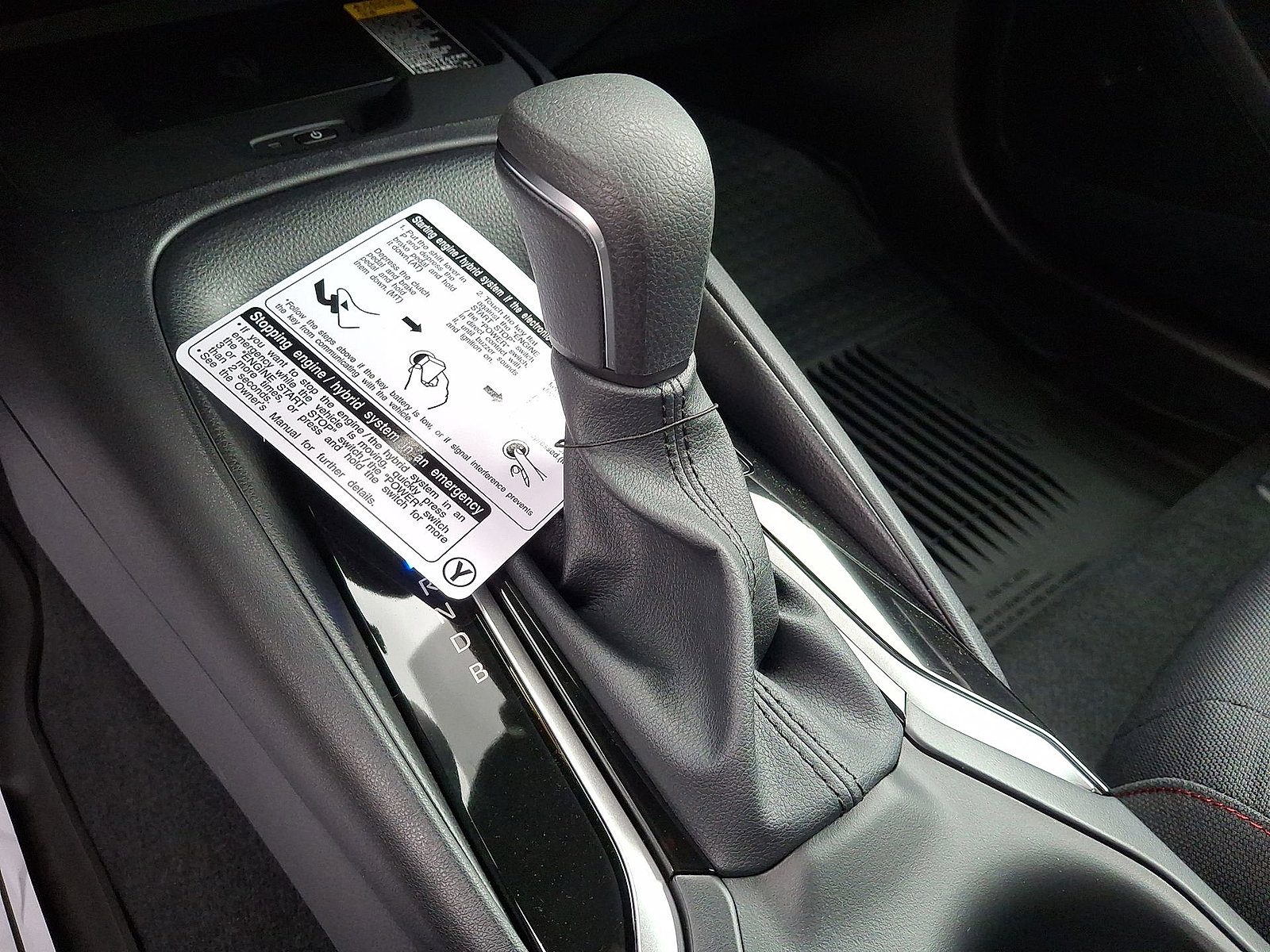 New 2026 Toyota Corolla SE FWD image 15