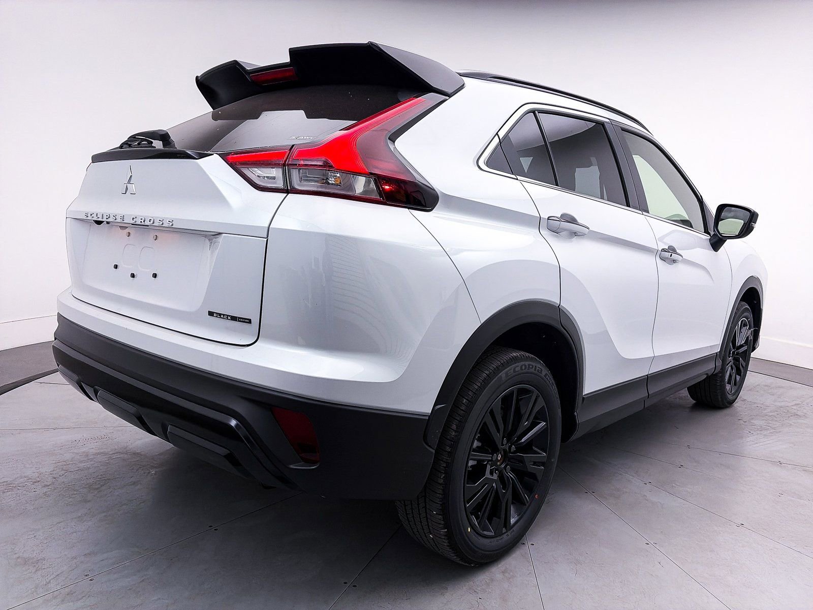 New 2026 Mitsubishi Eclipse Cross Black Edition image 6