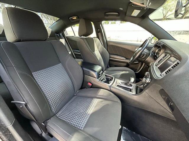 Certified 2023 Dodge Charger SXT image 33
