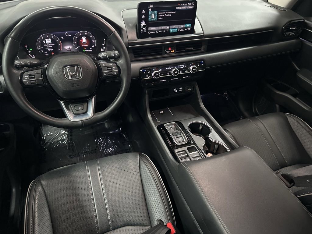 Used 2024 Honda Pilot Elite image 12