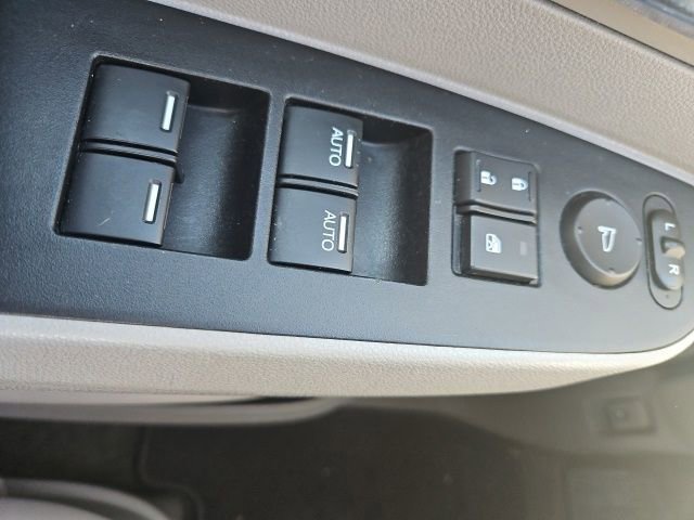 Used 2016 Honda Odyssey Touring Elite image 46