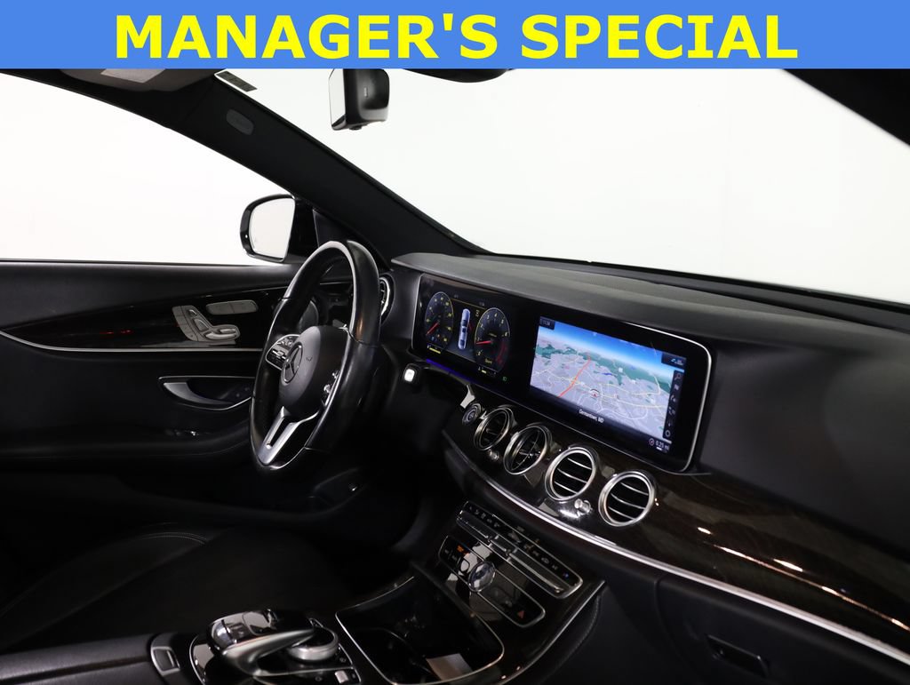 Certified 2019 Mercedes-Benz E 300 4MATIC image 39