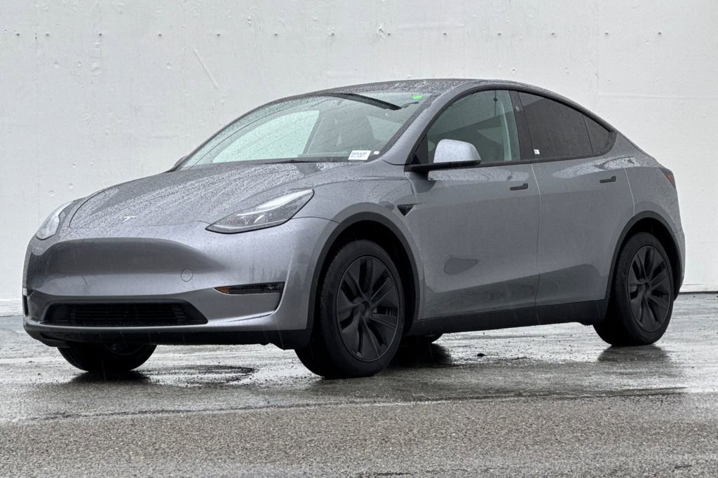 Used 2025 Tesla Model Y Long Range image 7
