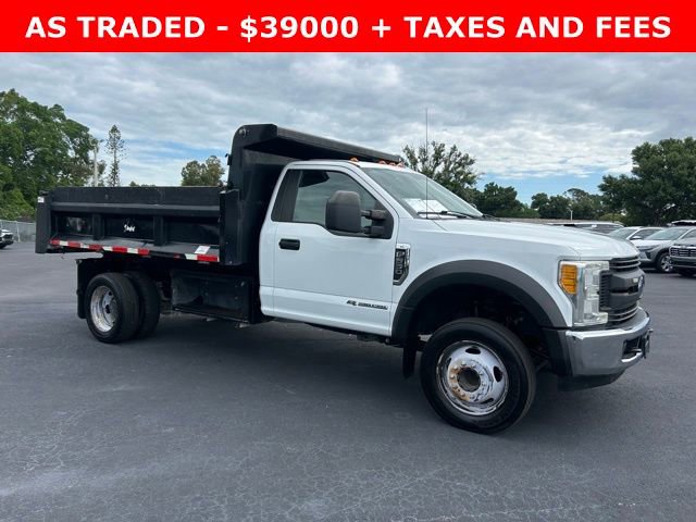 Used 2017 Ford F550 2WD Regular Cab Super Duty image 1