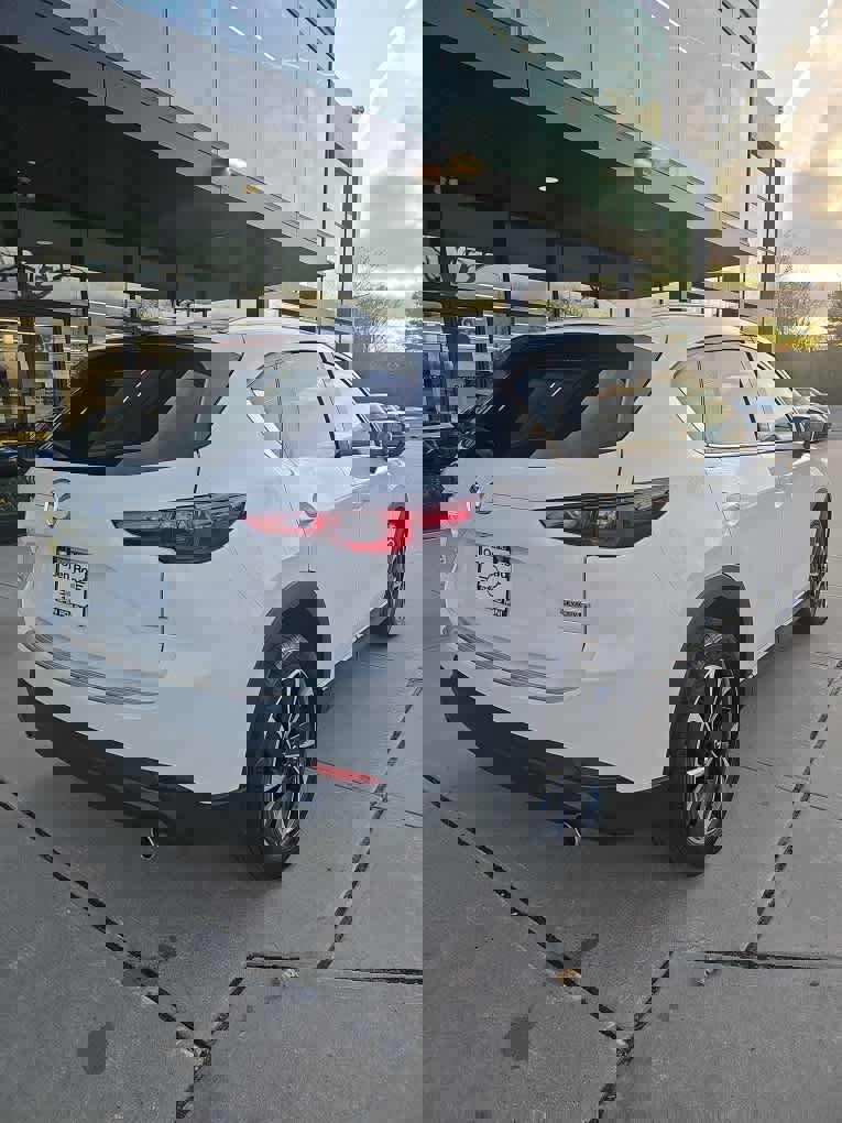 Used 2023 MAZDA CX-5 AWD 2.5 S w/ Premium Package image 16