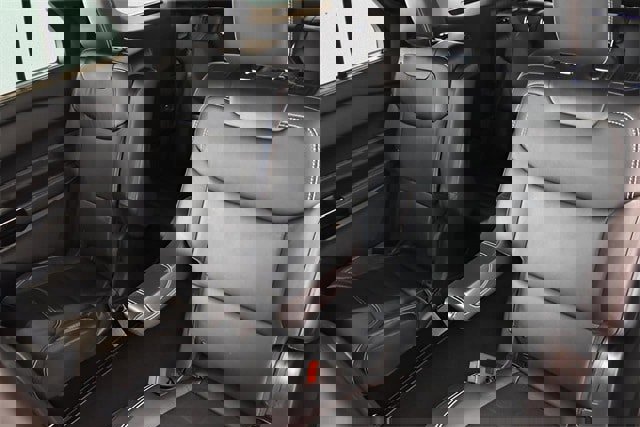 Used 2023 Ford Explorer ST w/ Equipment Group 401A image 7