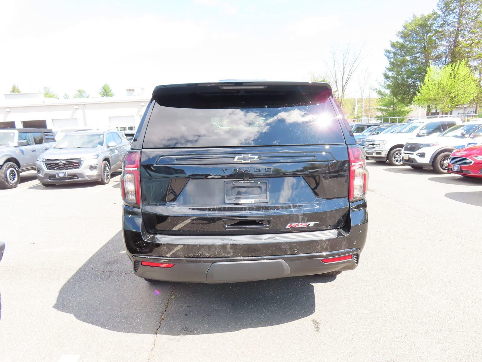 Used 2023 Chevrolet Tahoe RST w/ Luxury Package image 7