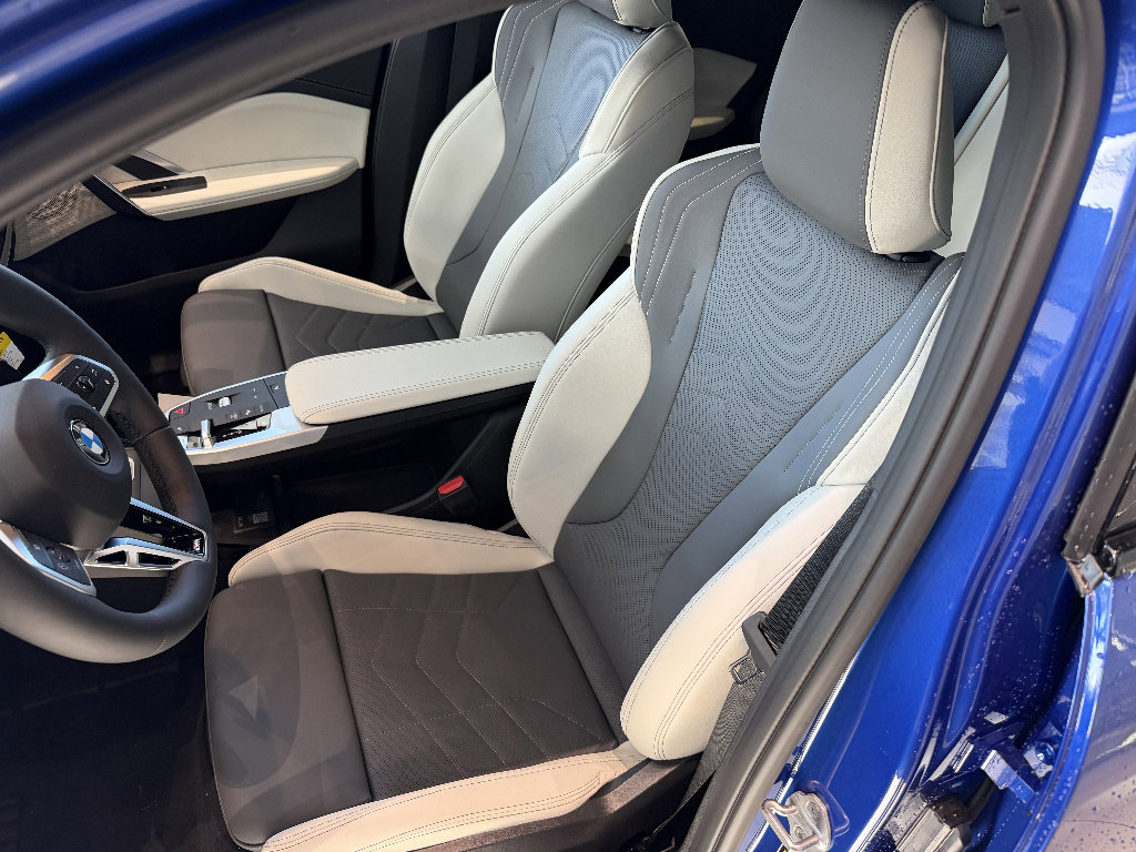 New 2026 BMW X2 xDrive28i w/ Technology Package AWD/4WD image 12