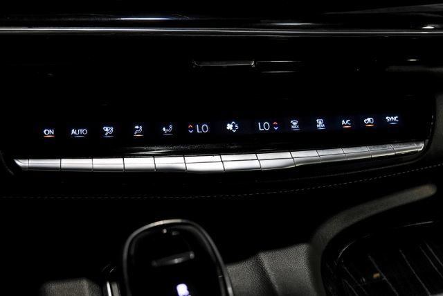 Used 2024 Cadillac Escalade Sport w/ LPO, ONYX Package AWD/4WD image 34