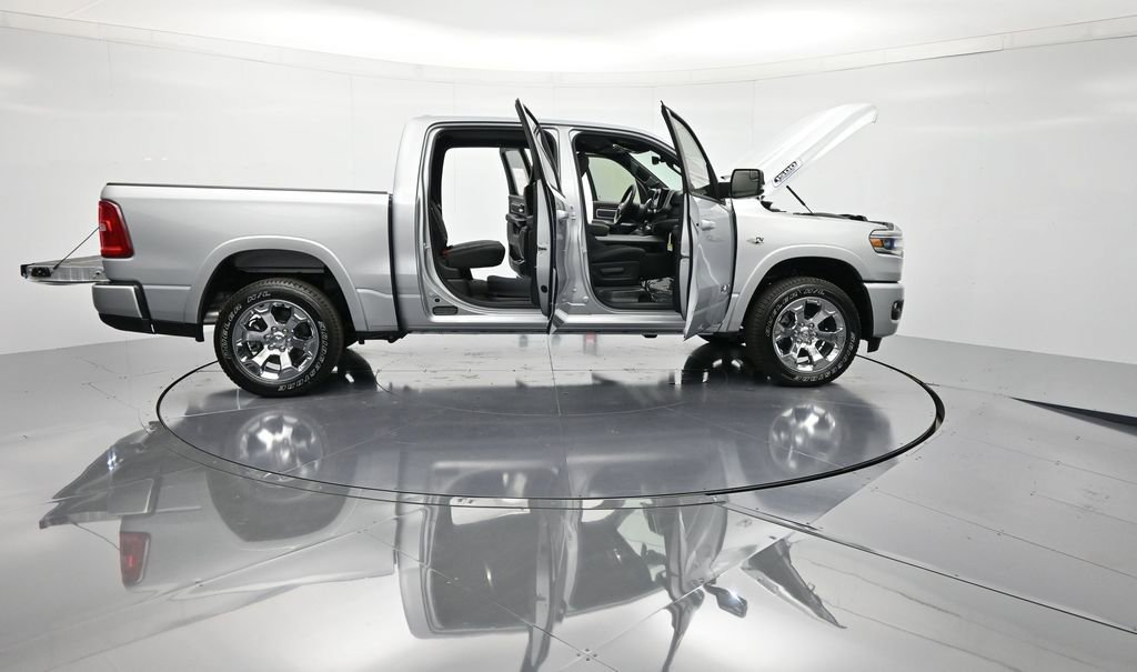New 2026 RAM 1500 4x4 Crew Cab image 48