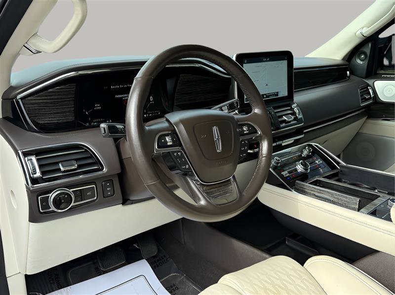 Used 2020 Lincoln Navigator L Black Label AWD/4WD image 17