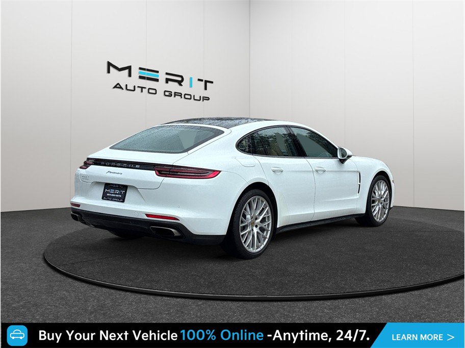 Used 2017 Porsche Panamera 4 AWD/4WD image 9