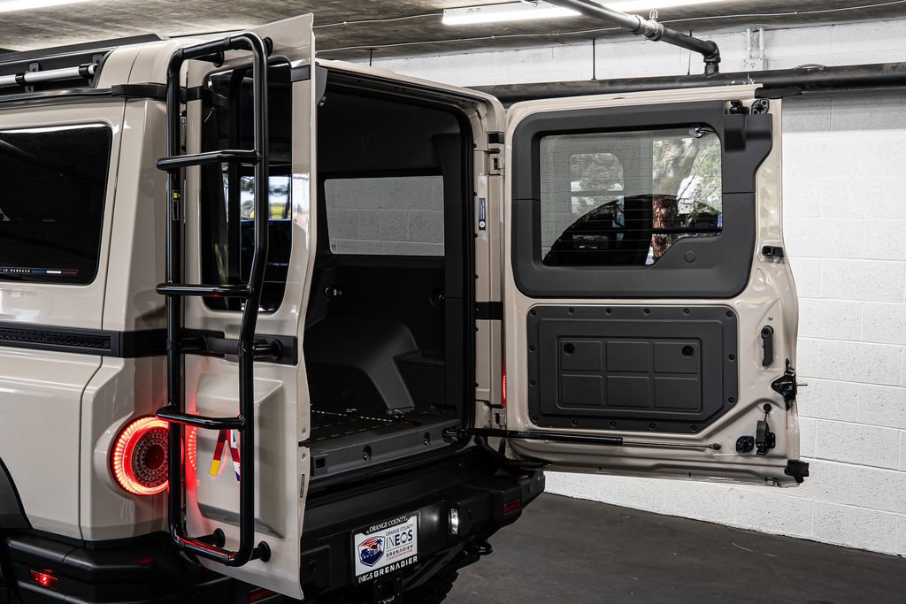 Used 2024 INEOS Grenadier Fieldmaster Edition image 16