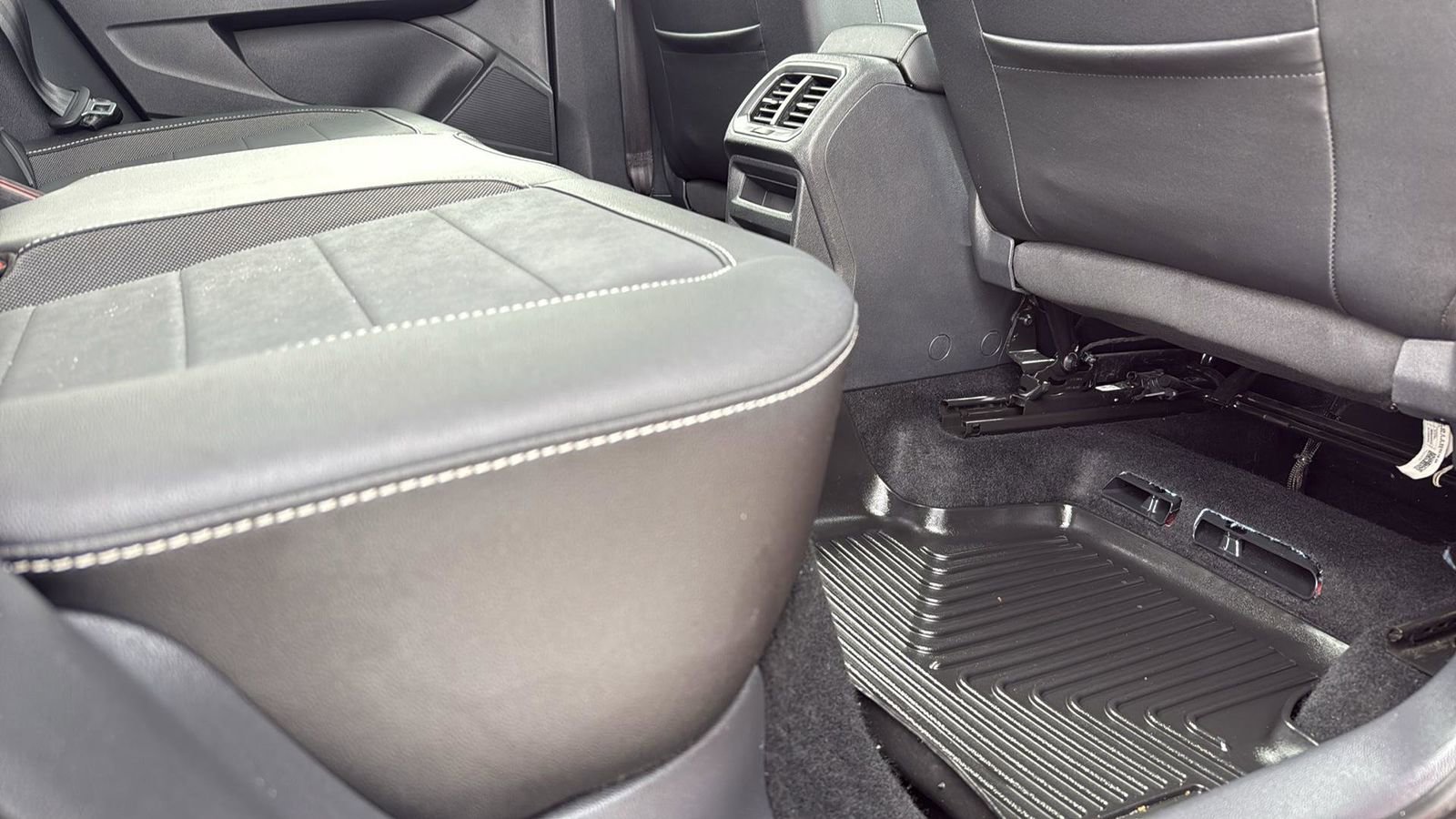 Used 2022 Volkswagen Taos SE image 27