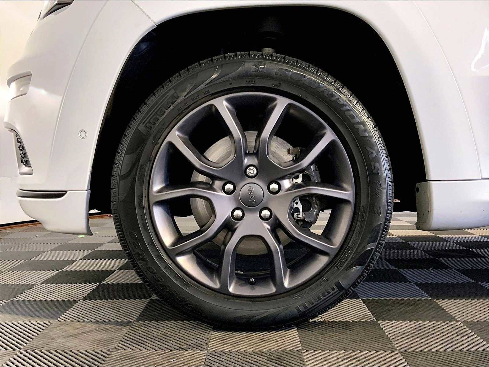 Used 2021 Jeep Grand Cherokee High Altitude AWD/4WD image 11